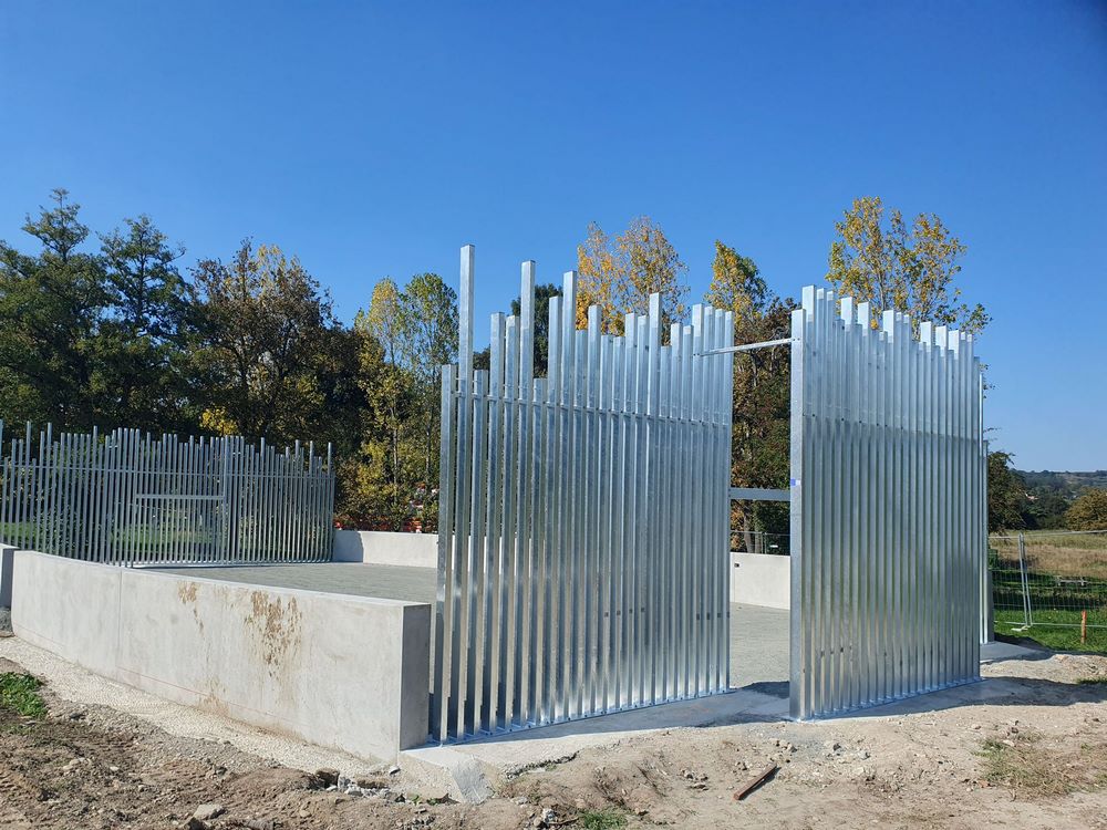 Fronton sur-mesure réalisé pour Playgones