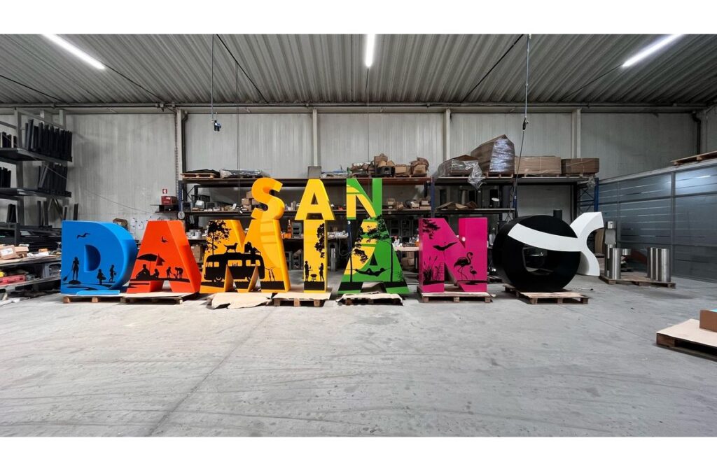 SAN DAMIANO - Lettrage sur-mesure