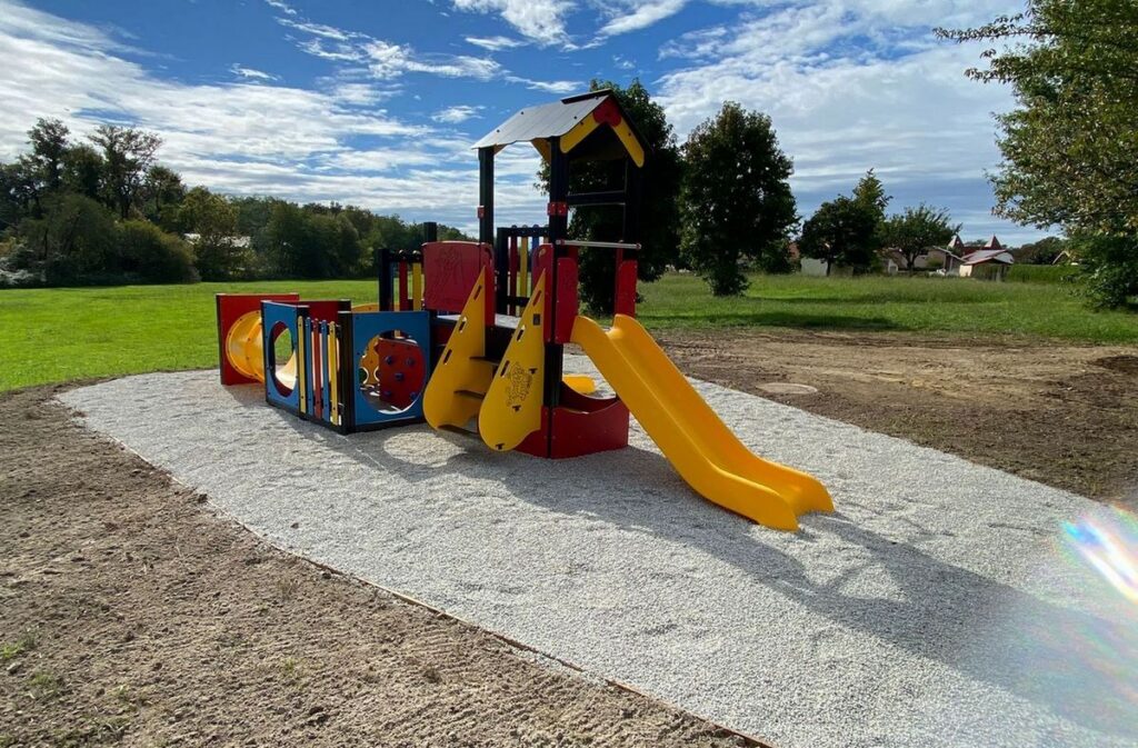YZOSSE - Aire de jeu pour enfant